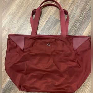 Lululemon gym/yoga/weekend bag.